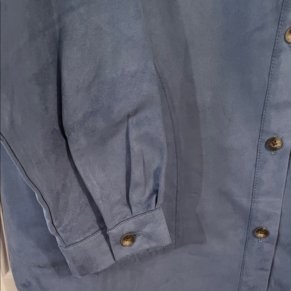 Joan Rivers Blue Button-Up Shirt - Picture 4 of 7